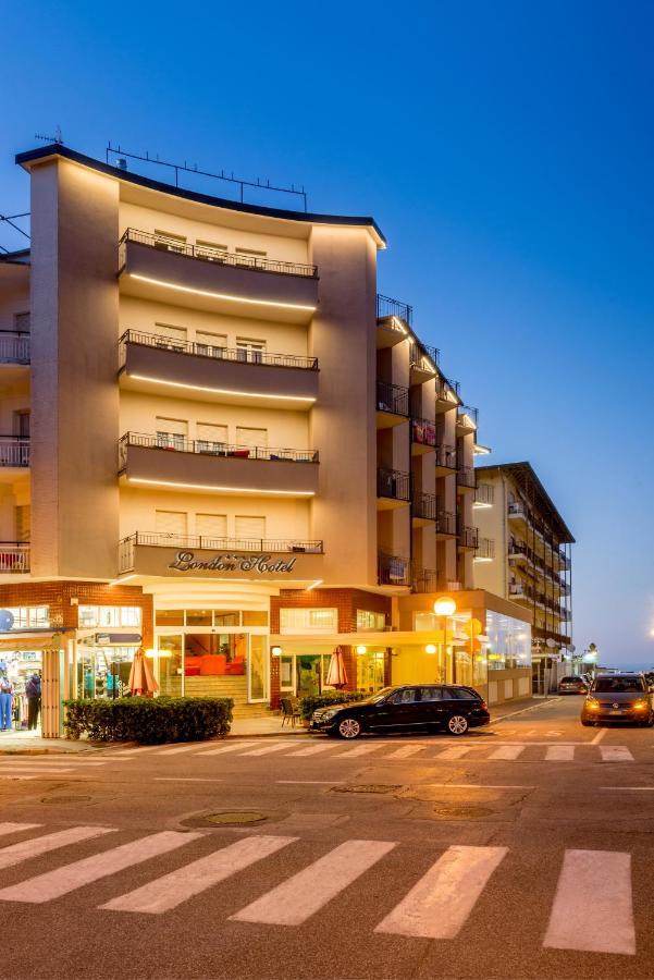Hotel London Cattolica Bagian luar foto